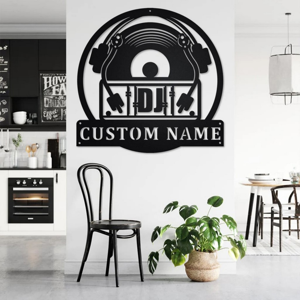 Music room vinyl record wall  Record wall decor, Record room, Vinyl record  room