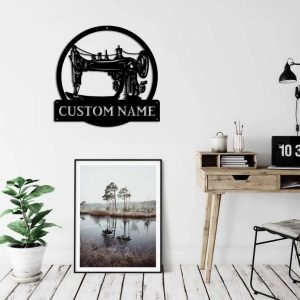 Personalized Sewing Machine Metal Sign Ideas For A Sewing Room Decoration Gift for Sewers