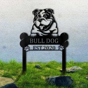 English Bulldogs Welcome Stakes Perfect Gift for Dog Owner Pet Lover Personalized Metal Signs Housewarming Gift