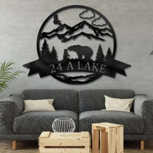 Personalized Bear Metal Cabin Sign Outdoor Custom Family Name Sign Wildlife Personalized Metal Signs Housewarming Gift 1