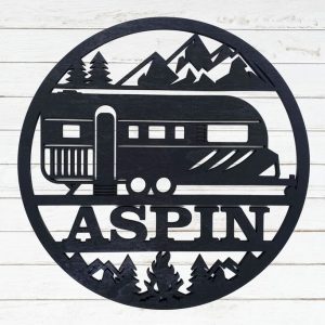Personalized Travel Trailer Metall Wall Art Laser Cut Metal Signs Decorations for Campsite 1