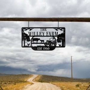 Metal Farm Sign Ranch Outdoor Farmhouse Personalized Metal Farm Sign 3