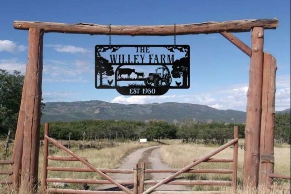 Metal Farm Sign Ranch Outdoor Farmhouse Personalized Metal Farm Sign