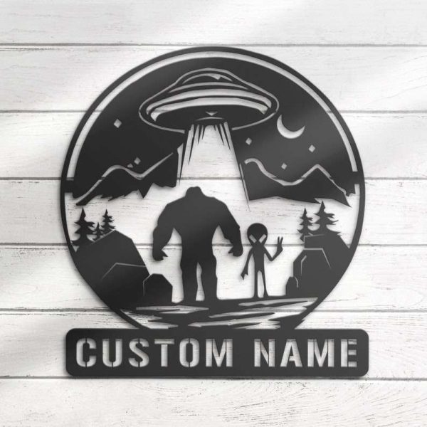 Personalize Bigfoot Ailen UFO Metal Sign Sasquatch Name Sign Bigfoot Sign Home Decor Birthday Gift