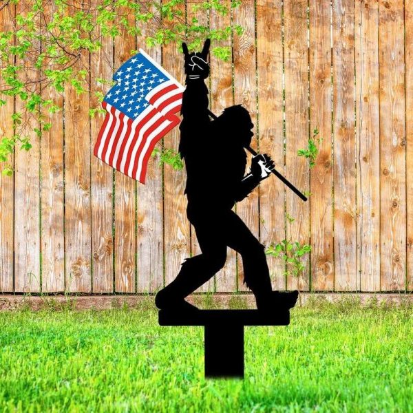 Personalized American Flag Bigfoot Peace Sign Bigfoot Say Hi Independence Day Veteran Day Patriotic Decor Custom Metal Sign