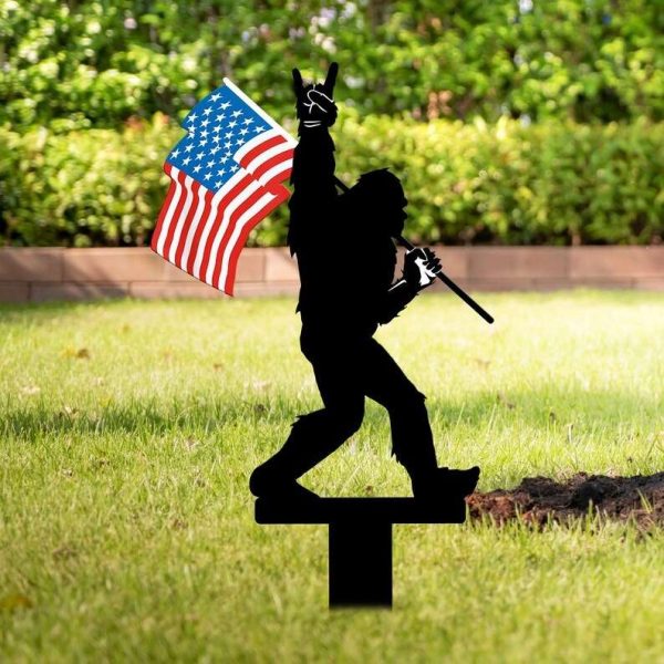 Personalized American Flag Bigfoot Peace Sign Bigfoot Say Hi Independence Day Veteran Day Patriotic Decor Custom Metal Sign