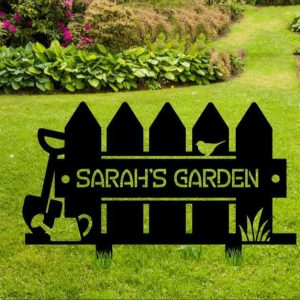 Personalized Garden Fence and Bird Perching Decorative Custom Metal Sign