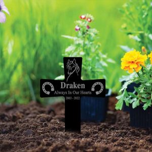 Personalized Horse Loss Gifts Memorial Sign Always in Our Hearts Yard Stakes Pet Grave Marker Cemetery Decor Custom Metal Sign 2