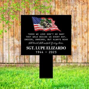 Personalized Military Loss Memorial Stake Sign Independence Day Veteran Day Patriotic Decor Custom Metal Sign 2