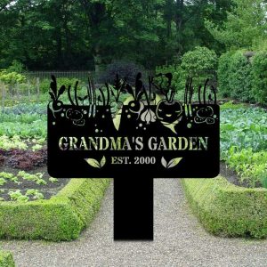 Personalized Vegetable Garden Yard Stakes Decorative Custom Metal Sign Housewarming Gift