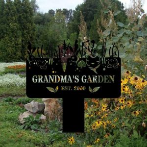 Personalized Vegetable Garden Yard Stakes Decorative Custom Metal Sign Housewarming Gift 2