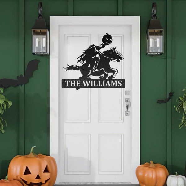 Personalized Spooky Headless Horseman Metal Sign Custom Family Name Welcome Sign Halloween Outdoor Decor