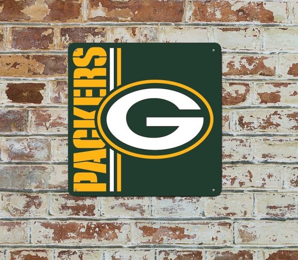 DINOZOZO Green Bay Packers Football Metal Sign Gift for Fans Man Cave Decor Custom Metal Signs