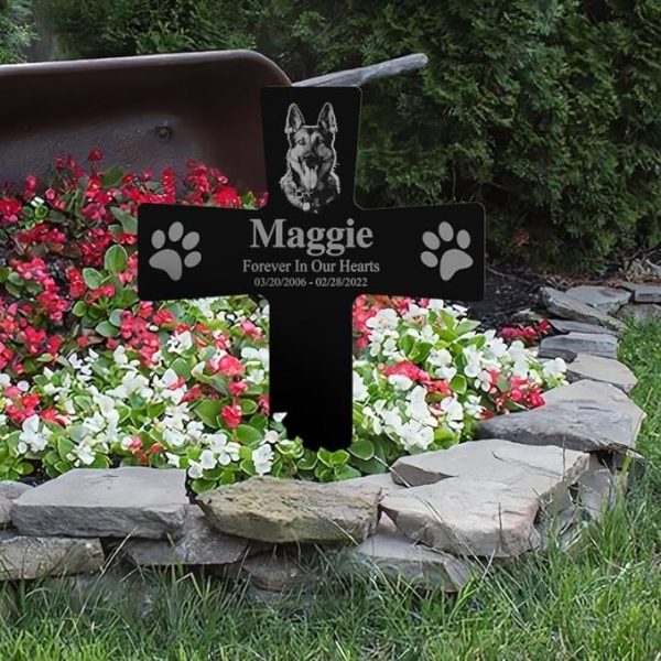 DINOZOZO Custom Dog Cat Photo Forever in Our Heart Pet Grave Marker Garden Stakes Pet Memorial Gift Custom Metal Signs