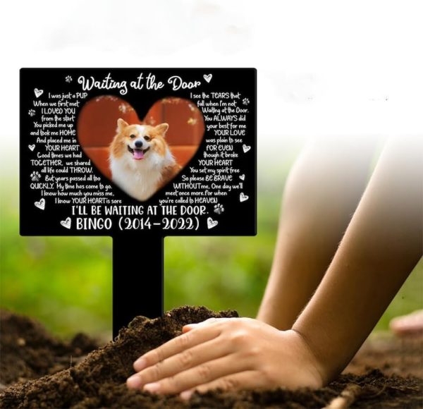 DINOZOZO Custom Dog Cat Photo Waiting At The Door Pet Grave Marker Garden Stakes Pet Memorial Gift Custom Metal Signs