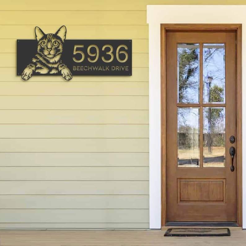 DINOZOZO Cute Peeking Bengal Cat Address Sign House Number Plaque Custom Metal Signs3