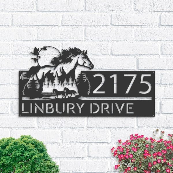 DINOZOZO Personalized Running Horse Mountain Forest Scene Address Sign Custom Metal Signs
