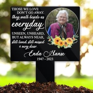 DINOZOZO Rest In Peace Custom Photo Sunflower Mom Dad Grave Marker Memorial Stake Sympathy Gifts Custom Metal Signs2