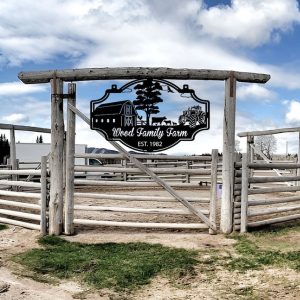 DINOZOZO Farmhouse Barn Ranch Farm Scene Tractor Custom Metal Signs Gift for Farmer2
