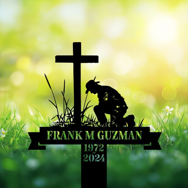 DINOZOZOCOM Personalized Memorial Garden Stakes, Farmer Dad Kneeling at Cross Grave Marker, Loss of Loved One, Sympathy Gifts, Farmer Cemetary Decor