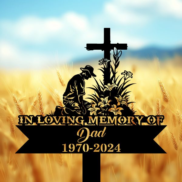 DINOZOZOCOM Personalized Memorial Garden Stakes, Farmer Dad Kneeling at Cross Lily Flowers Grave Marker, Loss of Loved One, Sympathy Gifts, Farmer Cemetary Decor