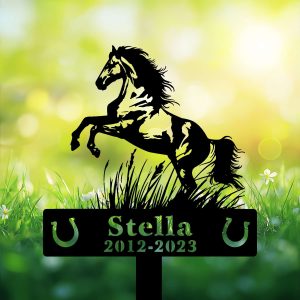 DINOZOZOCOM Personalized Memorial Garden Stakes, Horse Rearing on Grass Grave Marker, Loss of Horse, Sympathy Gifts, Horse Cemetary Decor