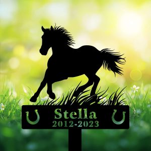 DINOZOZOCOM Personalized Memorial Garden Stakes Horse Running on Grass V2 Grave Marker Loss of Horse Sympathy Gifts Horse Cemetary Decor 2