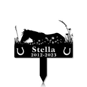 DINOZOZOCOM Personalized Memorial Garden Stakes Horse Sleeping on Daisy Flowers Grave Marker Loss of Horse Sympathy Gifts Horse Cemetary Decor 1