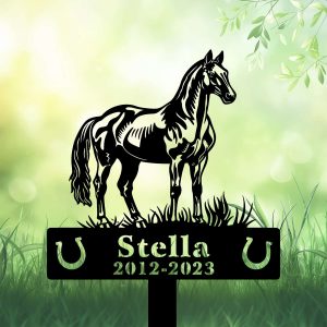 DINOZOZOCOM Personalized Memorial Garden Stakes Horse Standing on Grass Grave Marker Loss of Horse Sympathy Gifts Horse Cemetary Decor 3