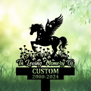 DINOZOZOCOM Personalized Memorial Garden Stakes Horse with Wings Standing on Daisy Flowers Grave Marker Loss of Horse Sympathy Gifts Horse Cemetary Decor 3