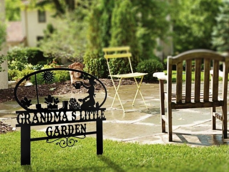metal-yard-signs-04 ACM panels suit both business signs and home decoration