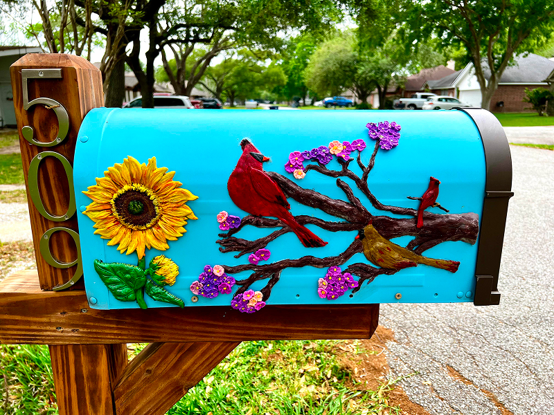 paint mailbox 1 Mailbox Decoration Ideas