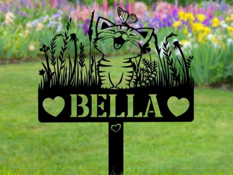 ideas for yard sale signs 08 Custom metal signs from Dinozozo are a smart long term choice
