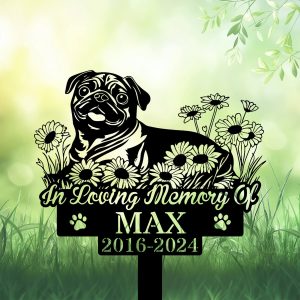 Personalized Pug Dog Lying Grave Marker – Custom Memorial Garden Stake for Pet Loss & Cemetery Tribute | DINOZOZO