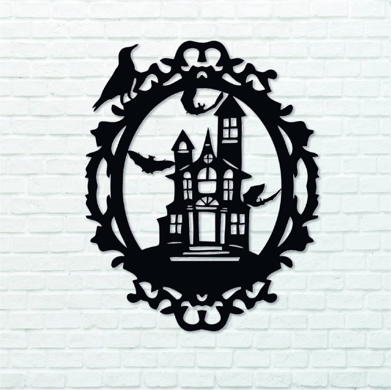 Haunted House Halloween Metal Wreath Decoration